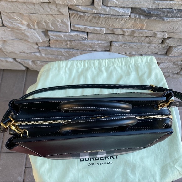 SOLD Burberry Catherine Smoked Check Tote Bag - Picture 6 of 16